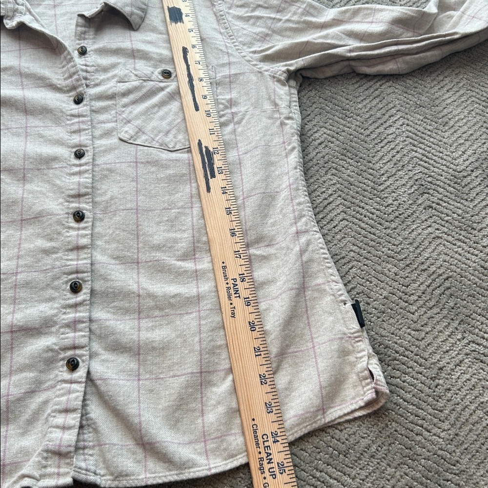 Patagonia Gray and Pink Organic Cotton Shirt Worn W's Heywood Flannel Shirt SZ 6 - Picture 8 of 10